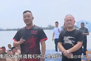 那不勒斯总监谈奥斯梅恩：正在推进一些工作，未来几周你们会看到